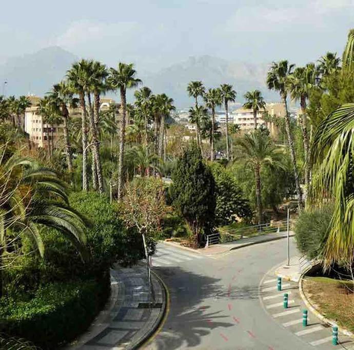 Lovely 2 Bedroom Apartment 2Nd Line To Beach El Albir Екстериор снимка