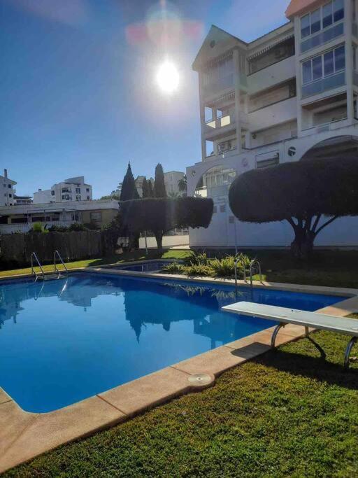Lovely 2 Bedroom Apartment 2Nd Line To Beach El Albir Екстериор снимка