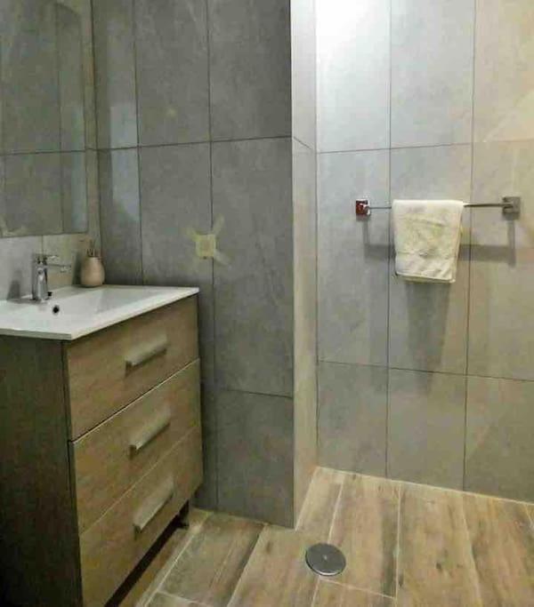 Lovely 2 Bedroom Apartment 2Nd Line To Beach El Albir Екстериор снимка