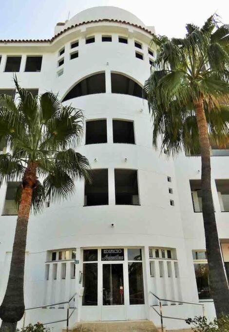 Lovely 2 Bedroom Apartment 2Nd Line To Beach El Albir Екстериор снимка